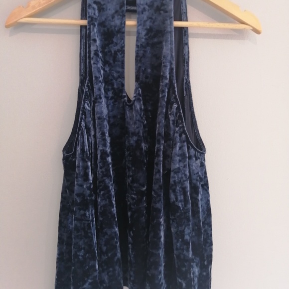 AE Crushed Velvet Cold Shoulder Navy Blue Top NWOT - Picture 7 of 8